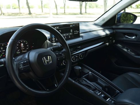 Used 2024 Honda Accord EX-L image 16