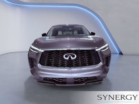 Used 2022 INFINITI QX60 Pure FWD image 2
