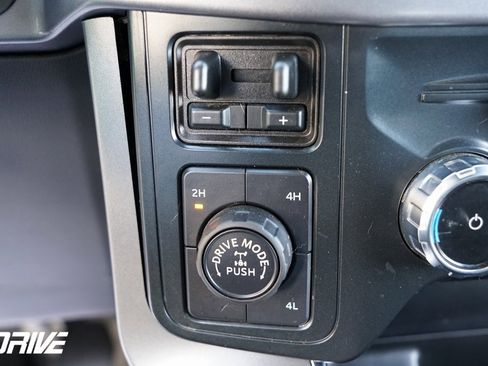 Used 2025 Ford F150 XLT w/ Equipment Group 301A Standard image 28