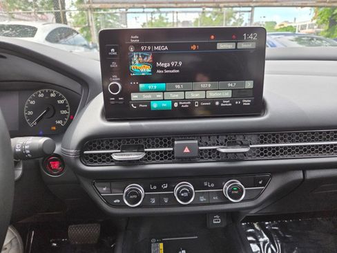 Used 2023 Honda HR-V EX-L image 13