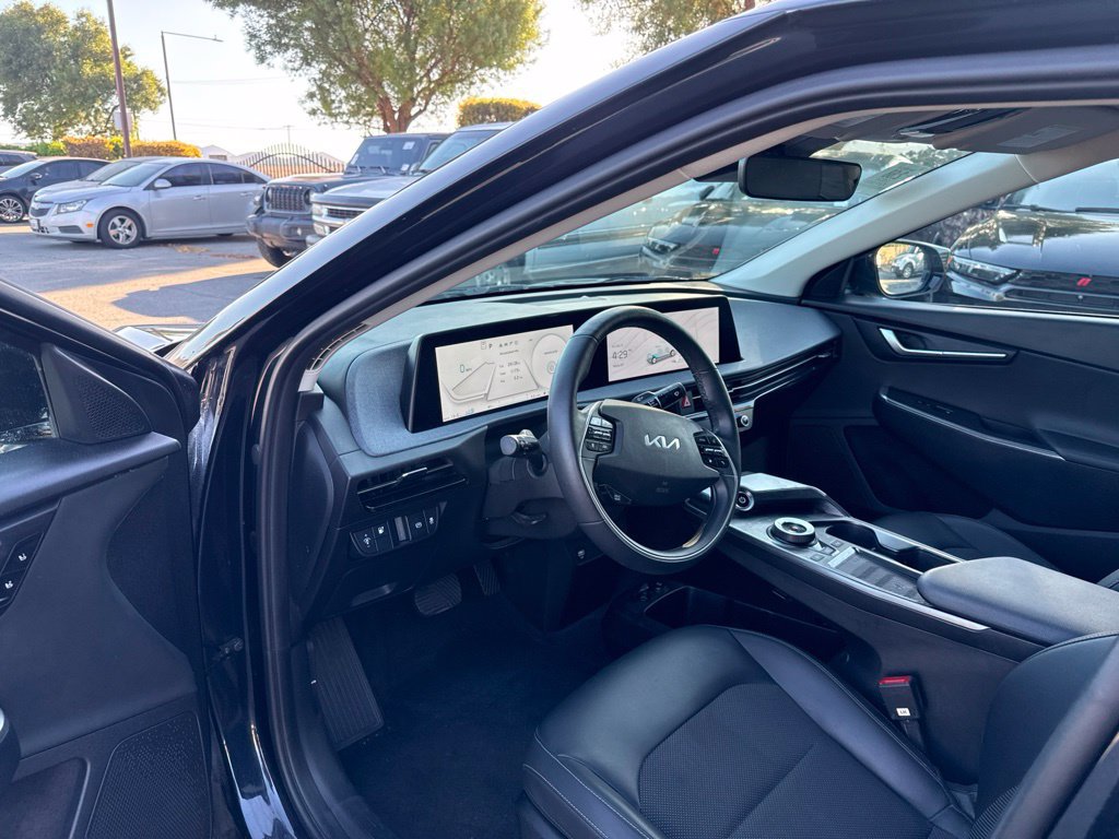 Used 2024 Kia EV6 Light AWD/4WD image 15