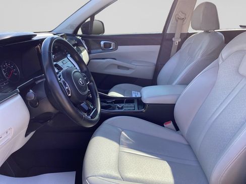 Certified 2021 Kia Sorento S w/ Panoramic Sunroof Package AWD/4WD image 20