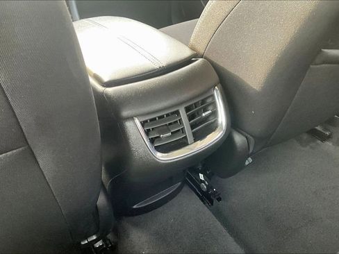 Used 2024 Chevrolet Malibu LT image 10