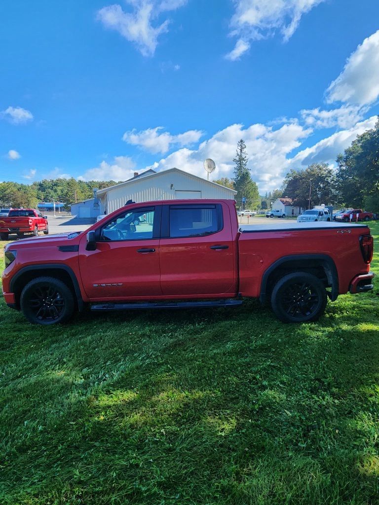 Used 2023 GMC Sierra 1500 Pro w/ Graphite Edition AWD/4WD image 6