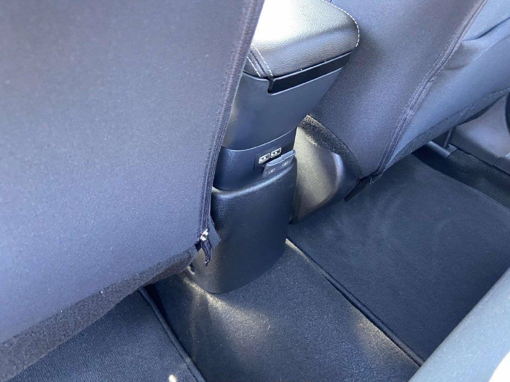 Used 2025 Nissan Kicks Play S FWD image 13