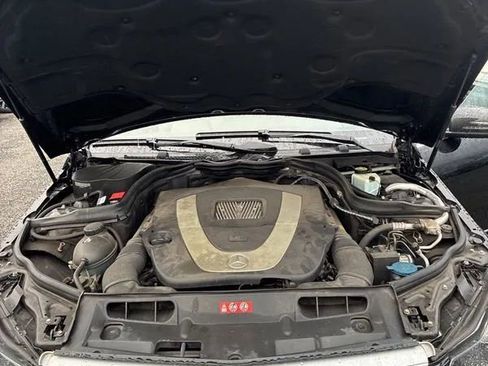 Used 2012 Mercedes-Benz C 300 C 300 4MATIC Luxury Sedan 4D image 26