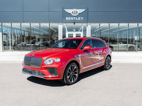Certified 2024 Bentley Bentayga Extended Wheelbase AWD/4WD image 1