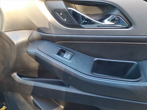 Used 2019 Chevrolet Traverse LS image 8