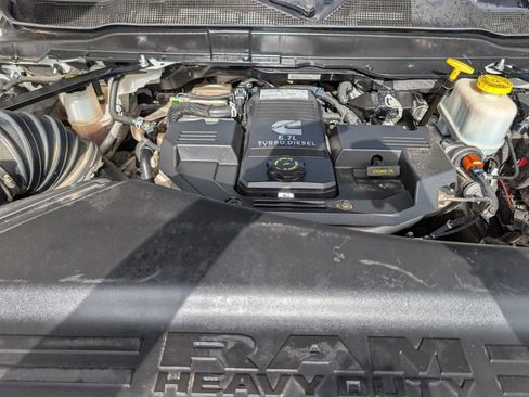 Used 2020 RAM 4500 Tradesman w/ Chrome Appearance Group RWD image 20