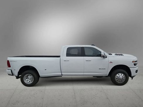 New 2026 RAM 3500 Laramie w/ Max Tow Package image 9