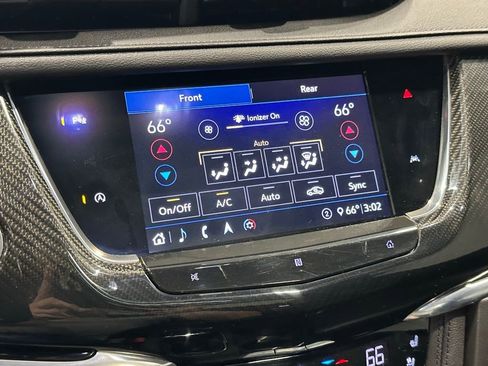 Used 2020 Cadillac XT6 Sport image 21