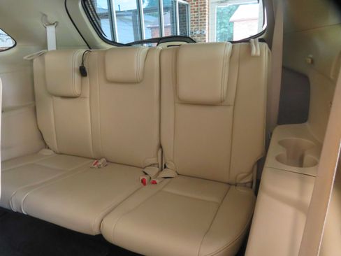 Used 2016 Toyota Highlander XLE FWD image 22