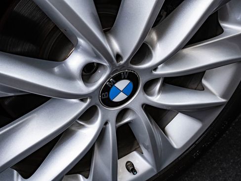 Used 2016 BMW X3 xDrive28i AWD/4WD image 8