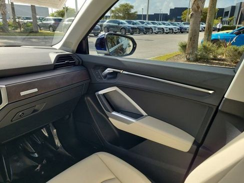 Certified 2025 Audi Q3 2.0T Premium Plus w/ Premium Plus Package image 14