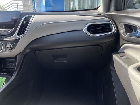 Used 2021 Chevrolet Equinox Premier FWD image 33