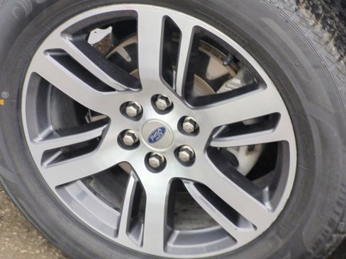 Used 2024 Ford Expedition Max Limited AWD/4WD image 9