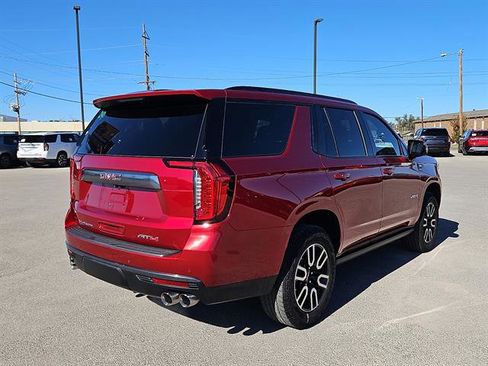 Used 2024 GMC Yukon AT4 w/ AT4 Premium Plus Package image 5