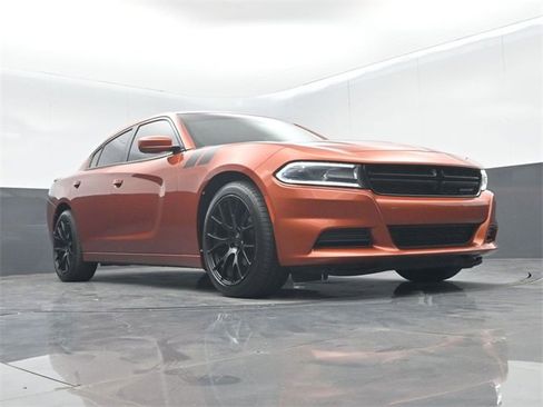 Used 2020 Dodge Charger SXT image 41