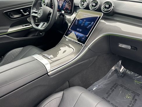 Certified 2025 Mercedes-Benz CLE 300 4MATIC Coupe image 14