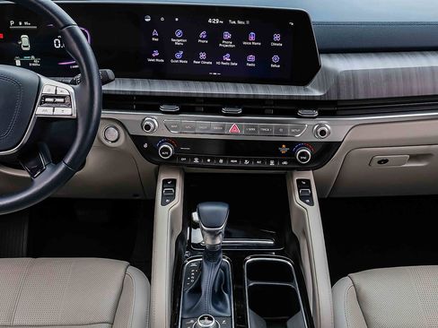 Certified 2023 Kia Telluride EX w/ EX Captain's Chair Package image 11