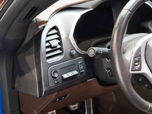 Used 2014 Chevrolet Corvette Stingray Convertible w/ 3LT Preferred Equipment Group RWD image 44