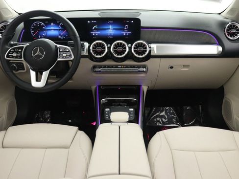 Certified 2022 Mercedes-Benz GLB 250 image 9