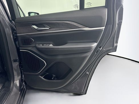 Used 2022 Jeep Grand Cherokee Limited 4xe AWD/4WD image 33