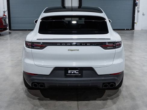 Used 2023 Porsche Cayenne Platinum Edition AWD/4WD image 5