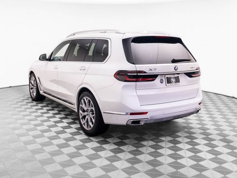 Certified 2026 BMW X7 xDrive40i AWD/4WD image 3