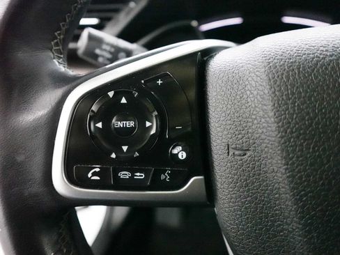 Used 2019 Honda Civic Touring image 17