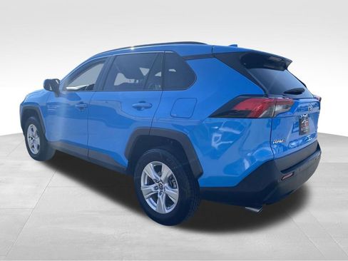 Used 2021 Toyota RAV4 XLE image 4