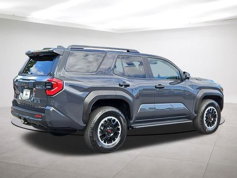 Used 2025 Toyota 4Runner TRD Off-Road Premium image 7