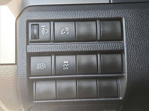 Certified 2025 Toyota Tacoma TRD Sport AWD/4WD image 15