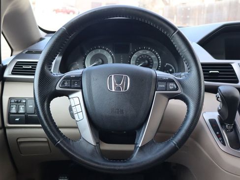 Used 2015 Honda Odyssey EX-L image 18