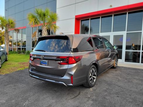 Used 2025 Honda Odyssey EX-L image 4