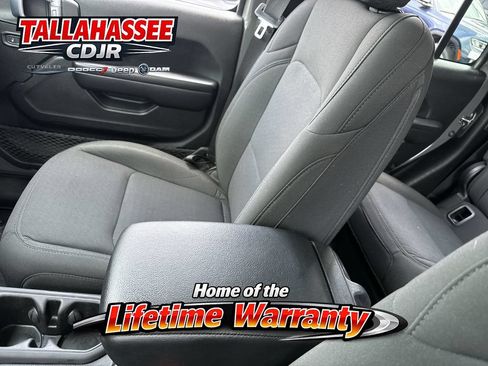 Used 2021 Jeep Gladiator Sport AWD/4WD image 22