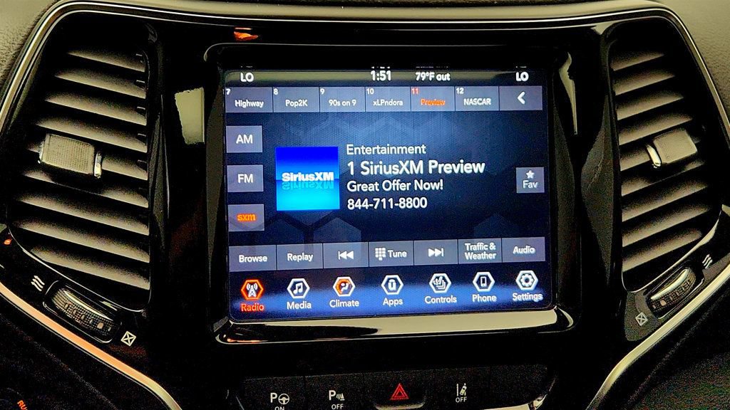 Used 2021 Jeep Cherokee Limited AWD/4WD image 18