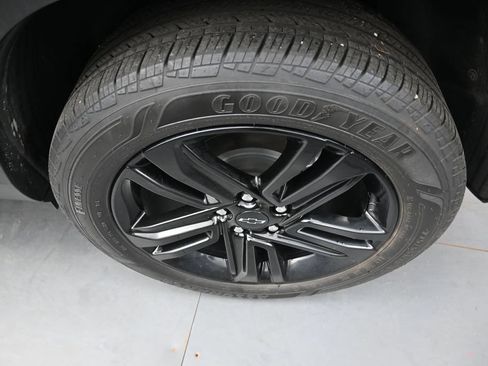 Used 2025 Chevrolet Trax ACTIV FWD image 9
