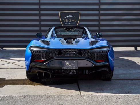 Used 2025 McLaren Artura Spider RWD image 28