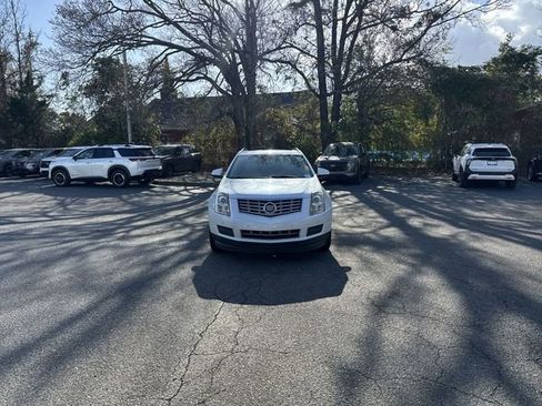 Used 2016 Cadillac SRX Luxury w/ Driver Awareness Package image 2