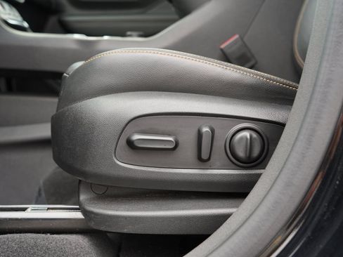 Used 2020 GMC Terrain SLT AWD/4WD image 15