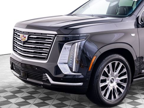 Certified 2026 Cadillac Escalade Platinum Luxury w/ LPO, Floor Liner Package AWD/4WD image 41