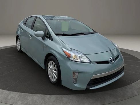 Used 2014 Toyota Prius Prime Advanced FWD image 1
