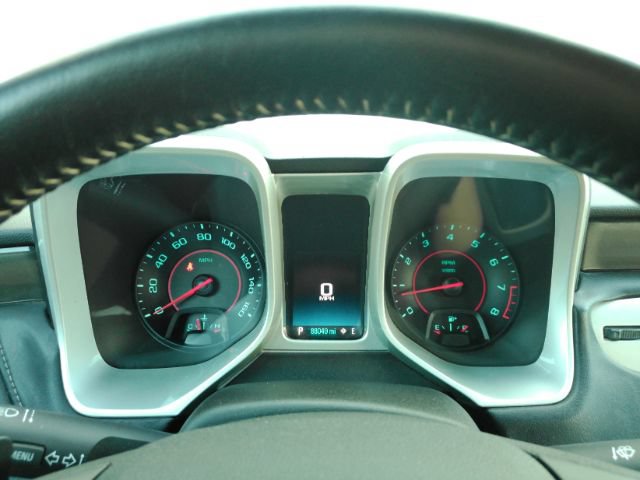 Used 2015 Chevrolet Camaro LT RWD image 28