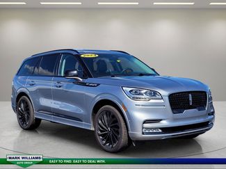 Used 2024 Lincoln Aviator Reserve w/ Equipment Group 201A video 1
