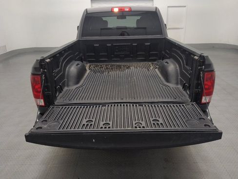 Used 2018 RAM 1500 Tradesman w/ Chrome Appearance Group AWD/4WD image 29