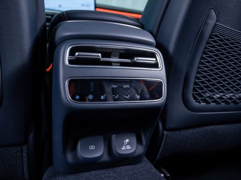 New 2026 Genesis GV70 3.5T Sport Prestige image 17