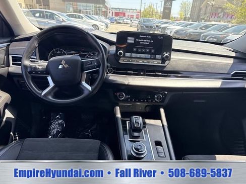Used 2024 Mitsubishi Outlander Ralliart AWD/4WD image 15