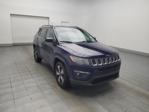 Used 2018 Jeep Compass Latitude w/ Popular Equipment Group AWD/4WD image 13