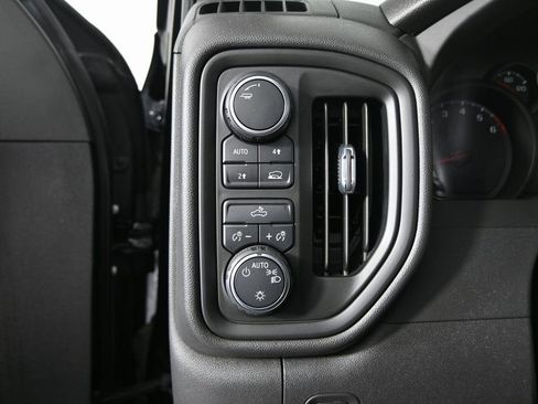 Used 2023 Chevrolet Silverado 1500 Custom image 23